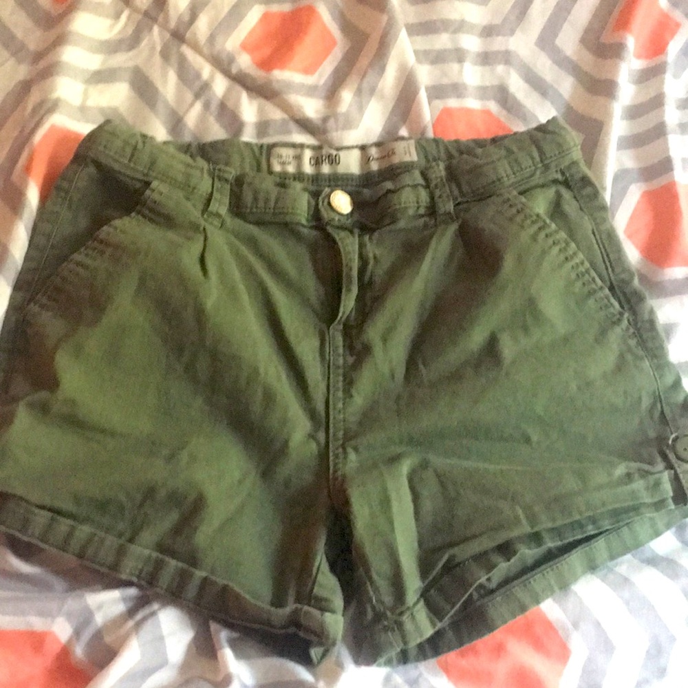 Green, 10-11 , Cargo